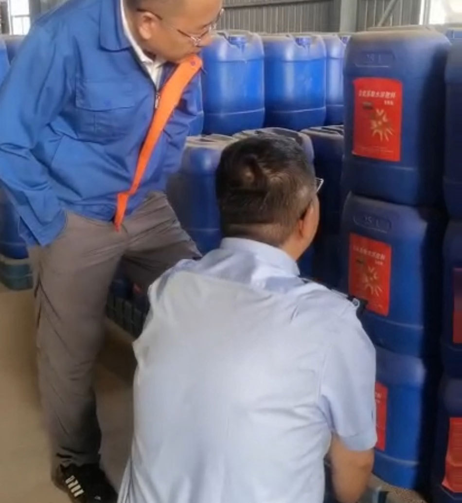 影子调查 | 千亩辣椒减产背后的真假化肥之争